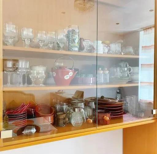 Vintage Charm Near Main Station شقة